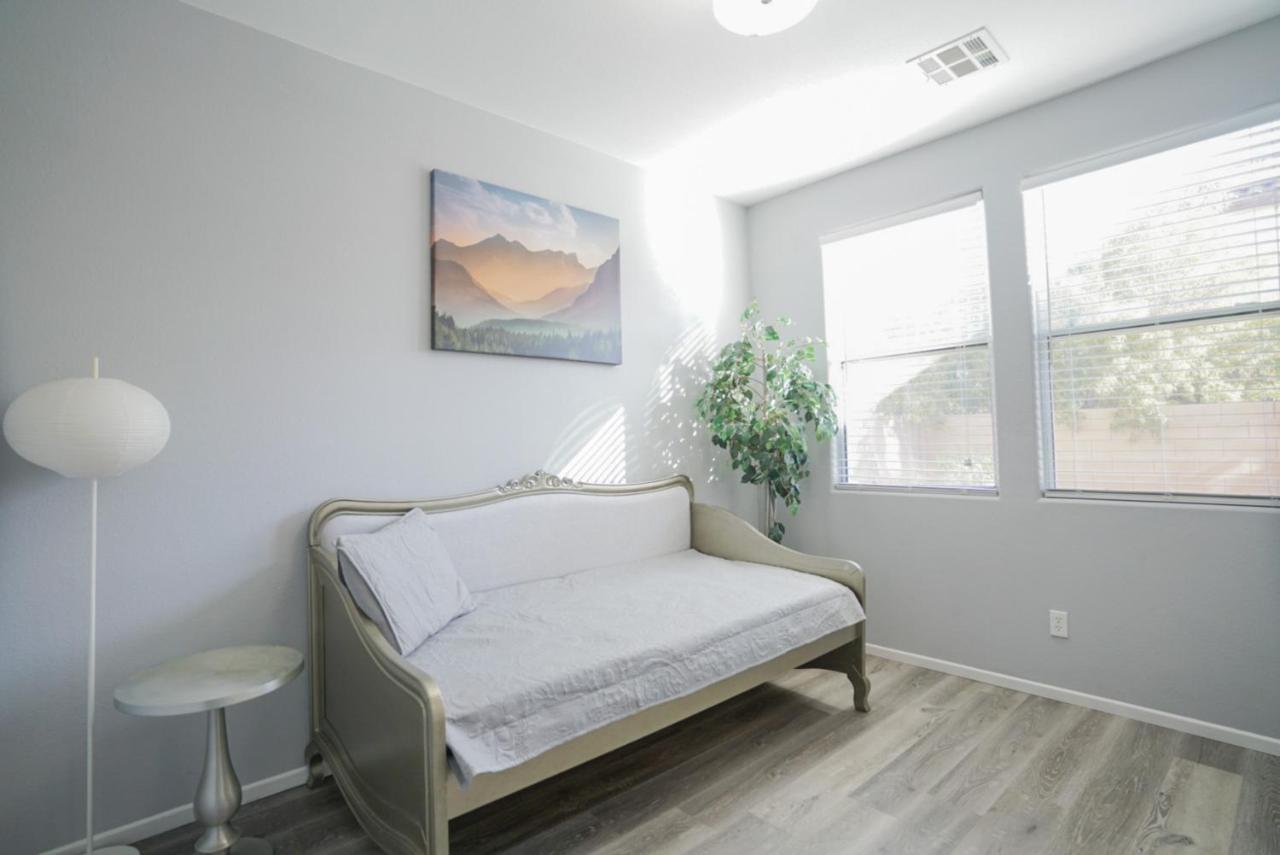 Ultra Modern Las Vegas Home 20Min From The Strip Экстерьер фото